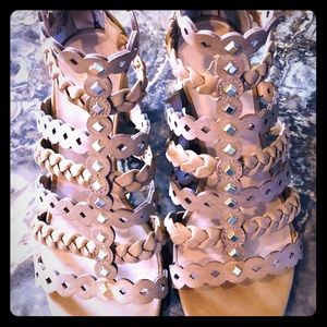 Franco sarto Nwot sandals  heels excellent condi